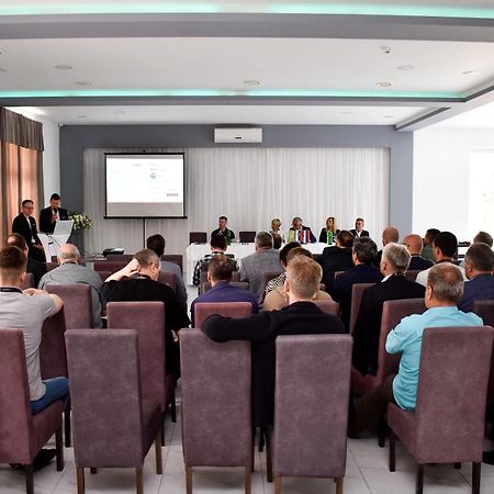 River Inn Stari Banovci Zewnętrze zdjęcie