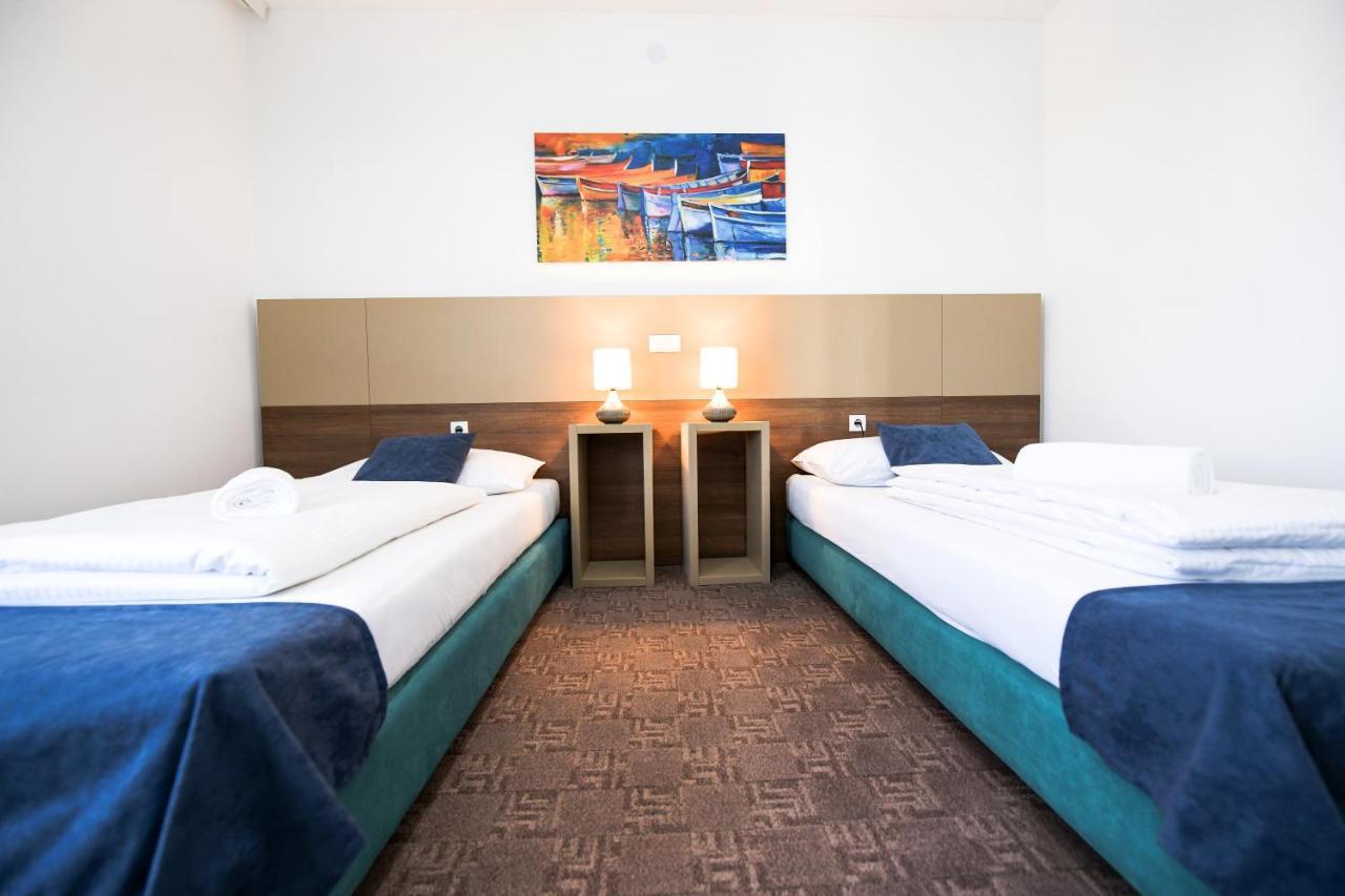 River Inn Stari Banovci Zewnętrze zdjęcie