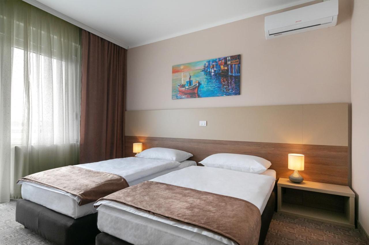 River Inn Stari Banovci Zewnętrze zdjęcie