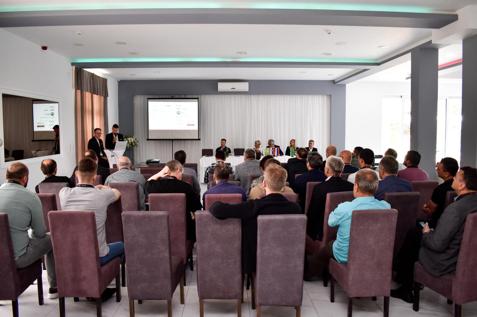River Inn Stari Banovci Zewnętrze zdjęcie